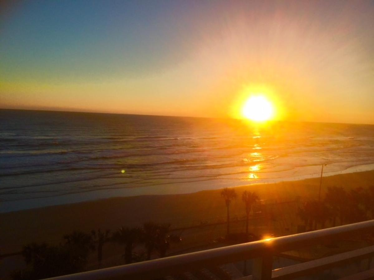 Ocean Walk Resort - Striking Ocean Front View Daytona Beach Eksteriør bilde